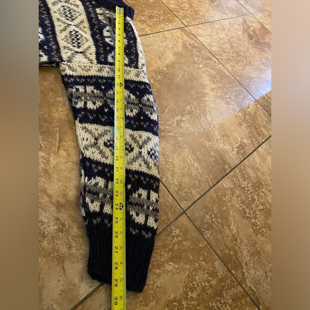 Vintage oversized Yeti Handknit Thick 100% Pure Nepal Wool Aztec sweater Size L - Picture 10 of 11